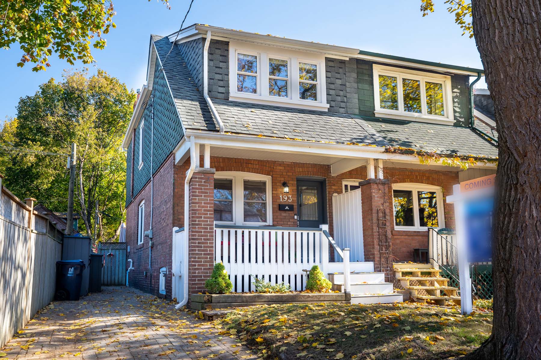 193 Gainsborough Road DeClute Real Estate