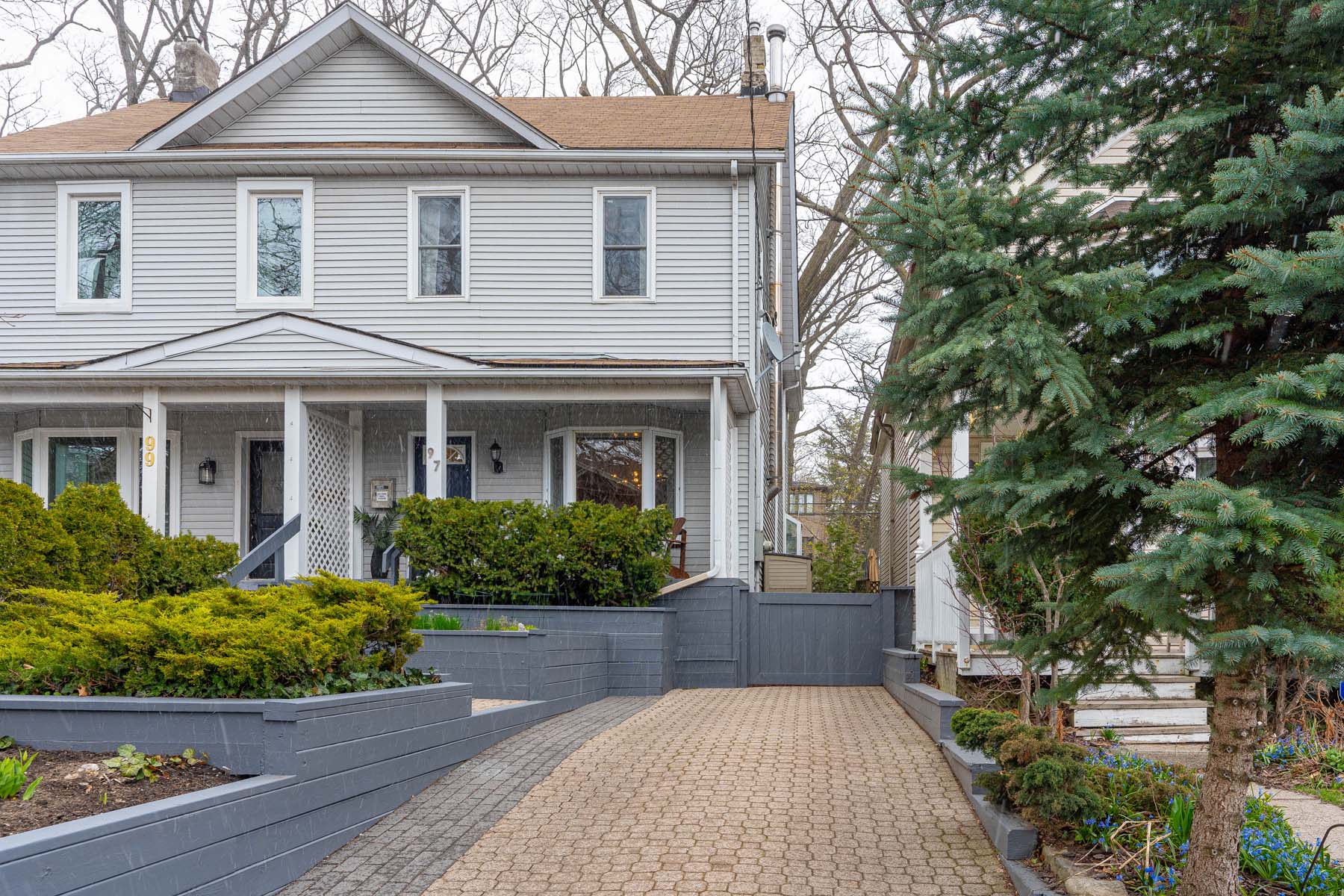 97 Silver Birch Avenue DeClute Real Estate