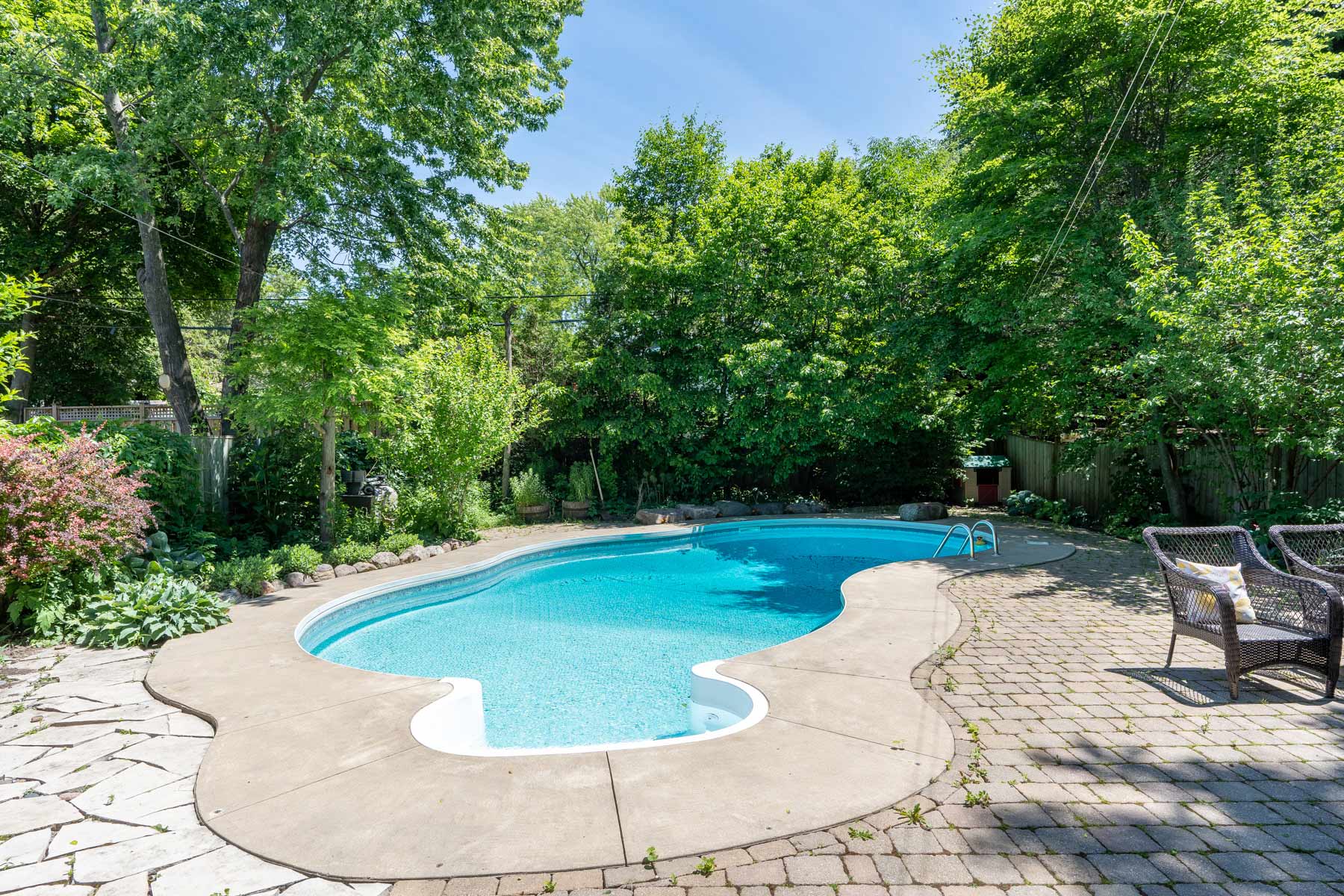 131 Midland Avenue Chine Drive School District DeClute Real Estate