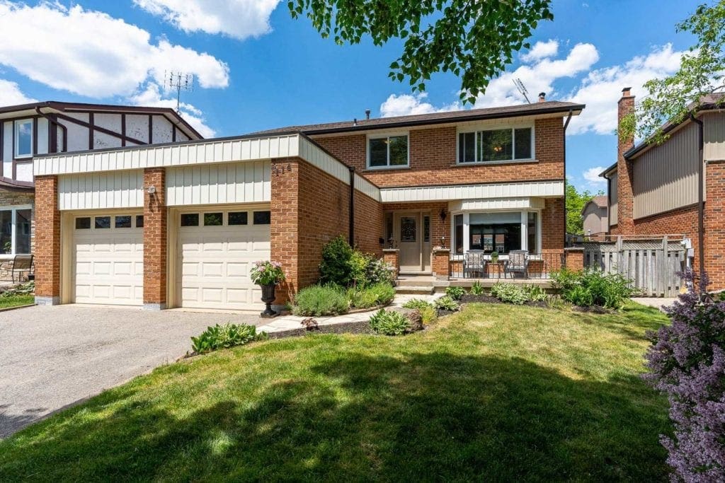 114 Acheson Boulevard Scarborough Family Home DeClute Real Estate