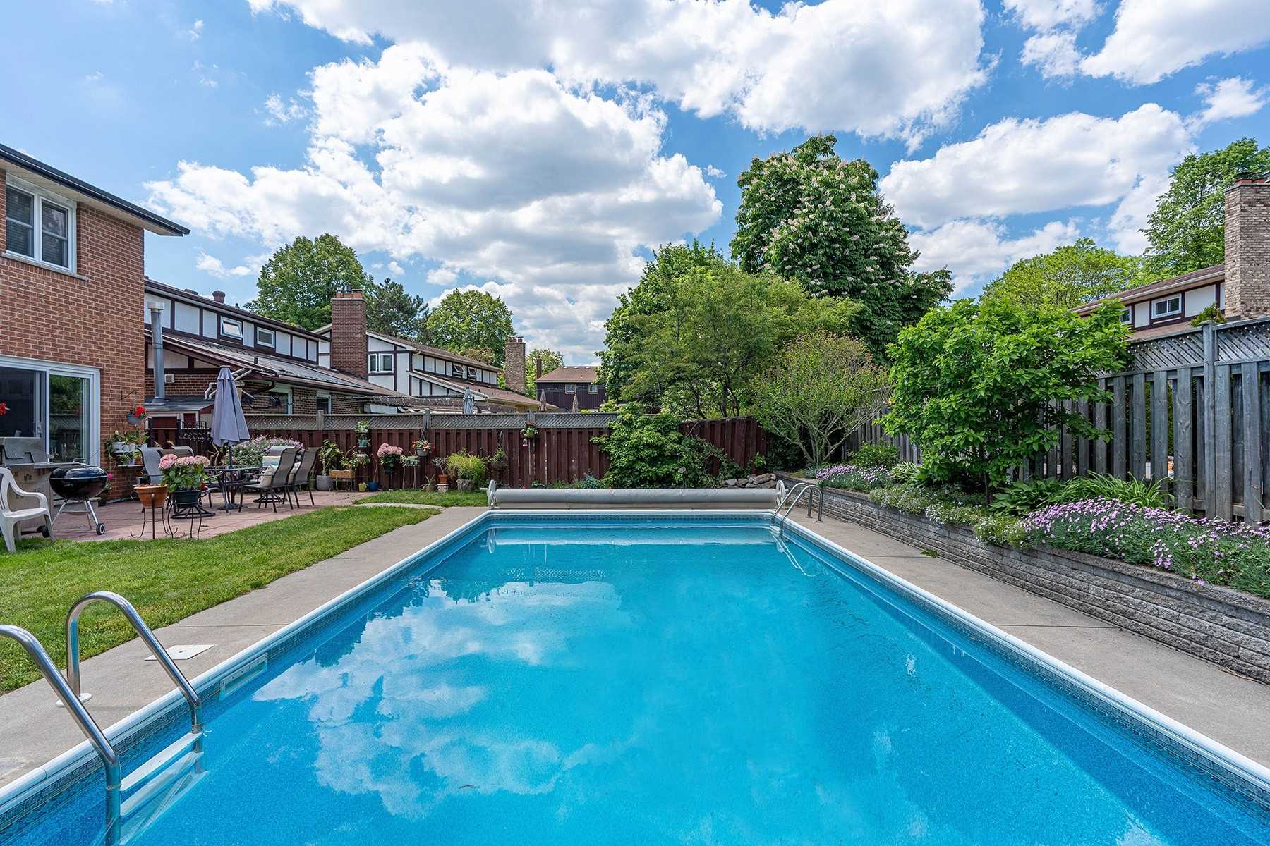 114 Acheson Boulevard Scarborough Family Home DeClute Real Estate