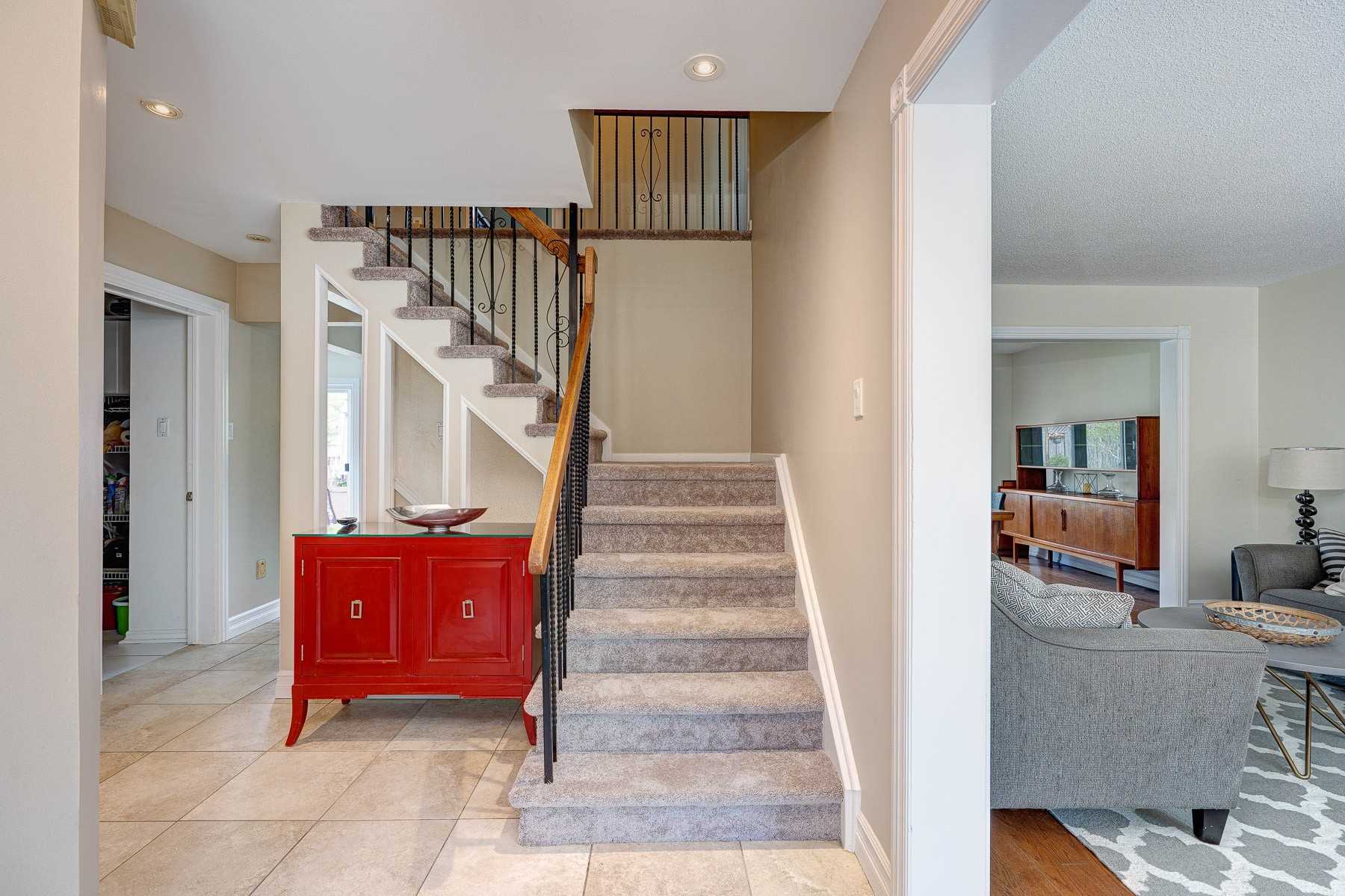 114 Acheson Boulevard Scarborough Family Home DeClute Real Estate