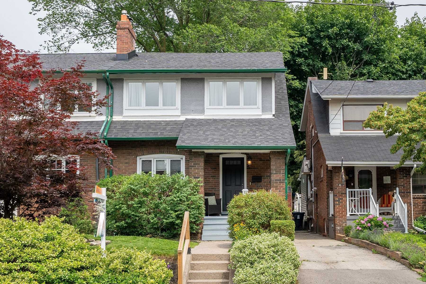 68 Cairns Avenue DeClute Real Estate