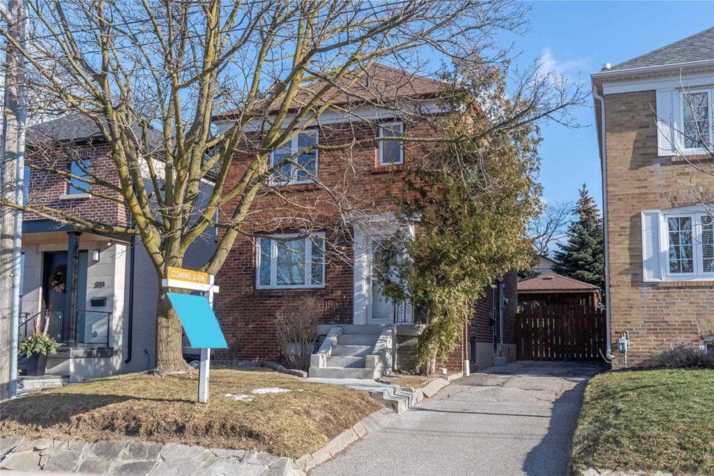 291 Blantyre Avenue Family Home For Sale DeClute Real Estate