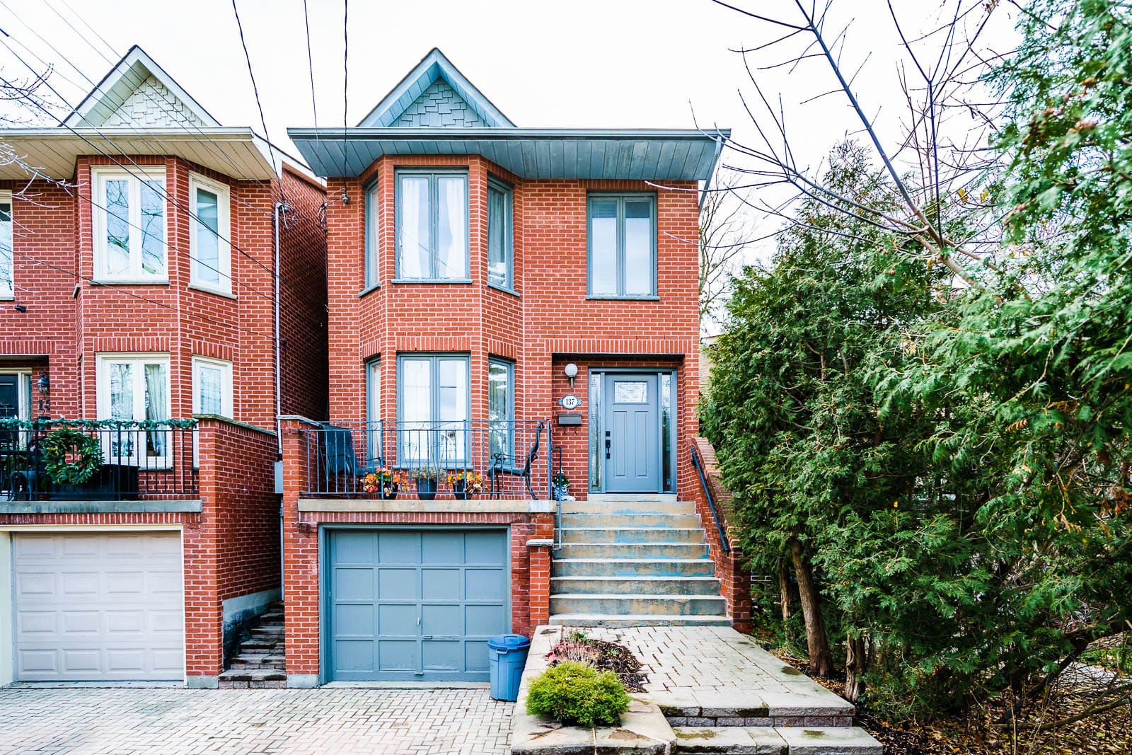 137 Blantyre Avenue DeClute Real Estate