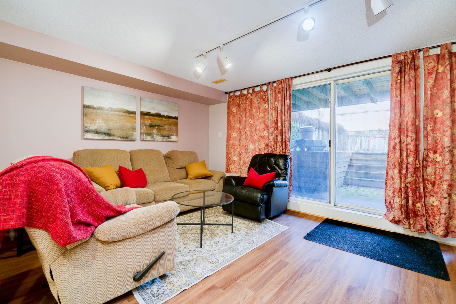 137 Blantyre Avenue DeClute Real Estate