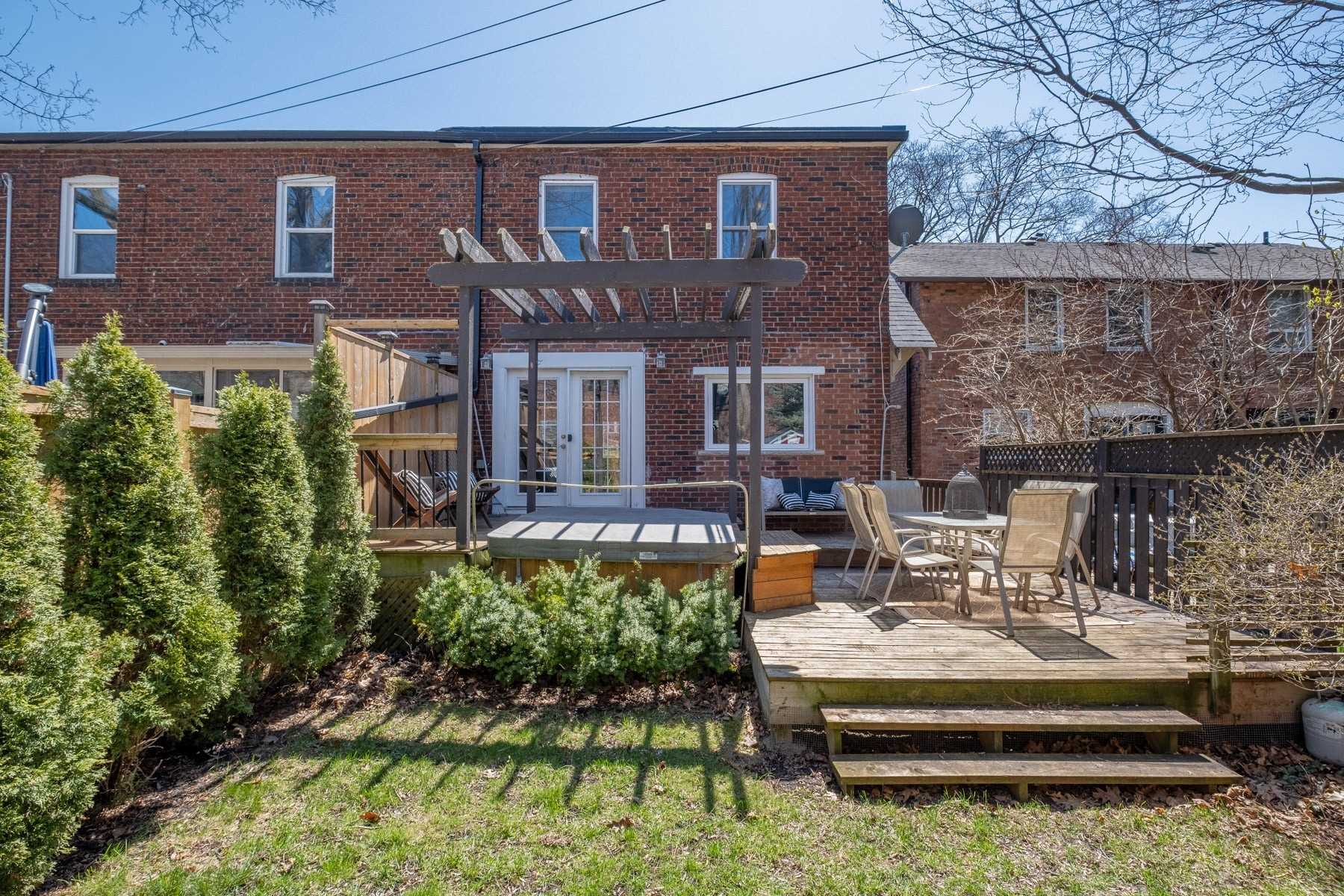 78 Cairns Avenue Beach Character Beauty DeClute Real Estate