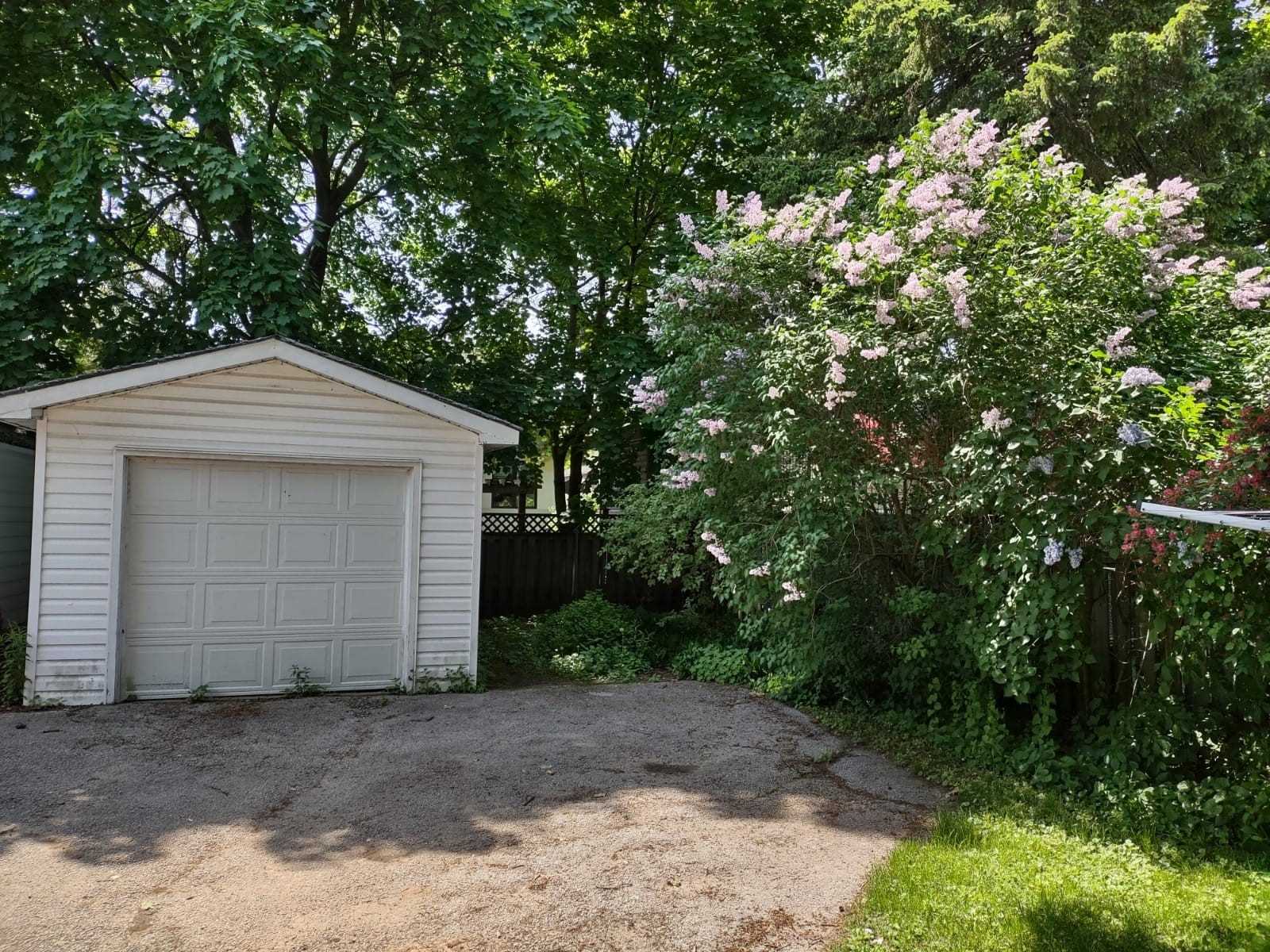 14 Kildonan Drive Solid Family Home DeClute Real Estate