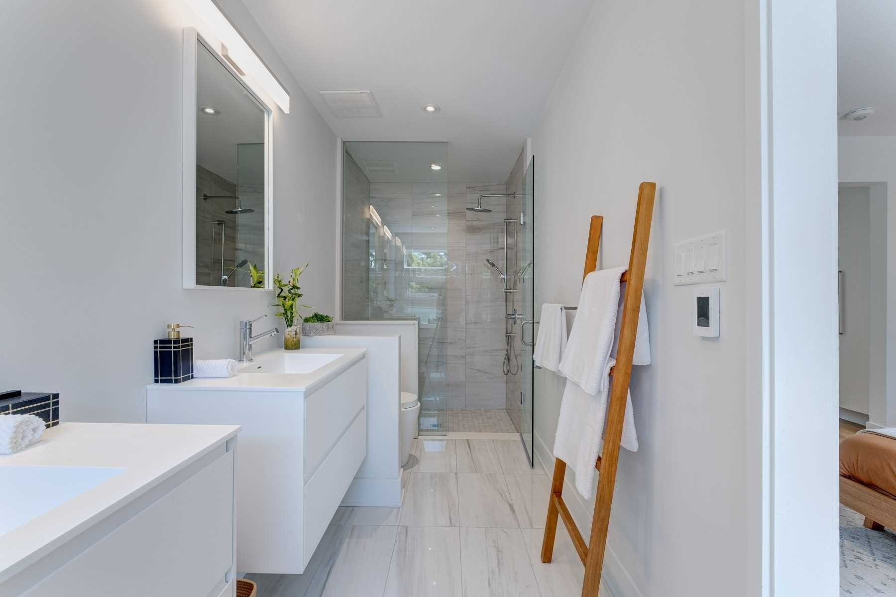 19A Linton Avenue Turnkey Executive Home DeClute Real Estate