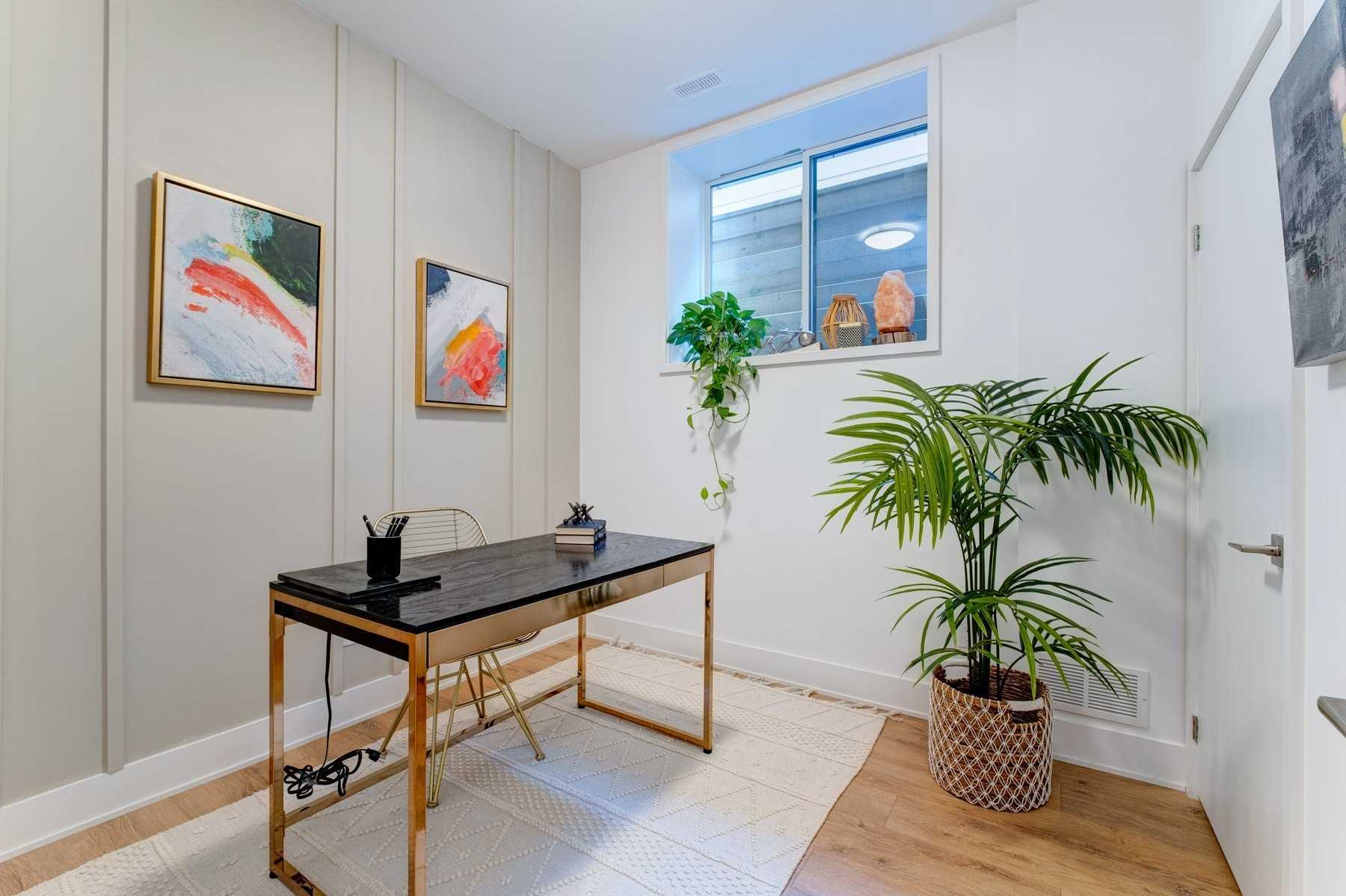 19A Linton Avenue Turnkey Executive Home DeClute Real Estate