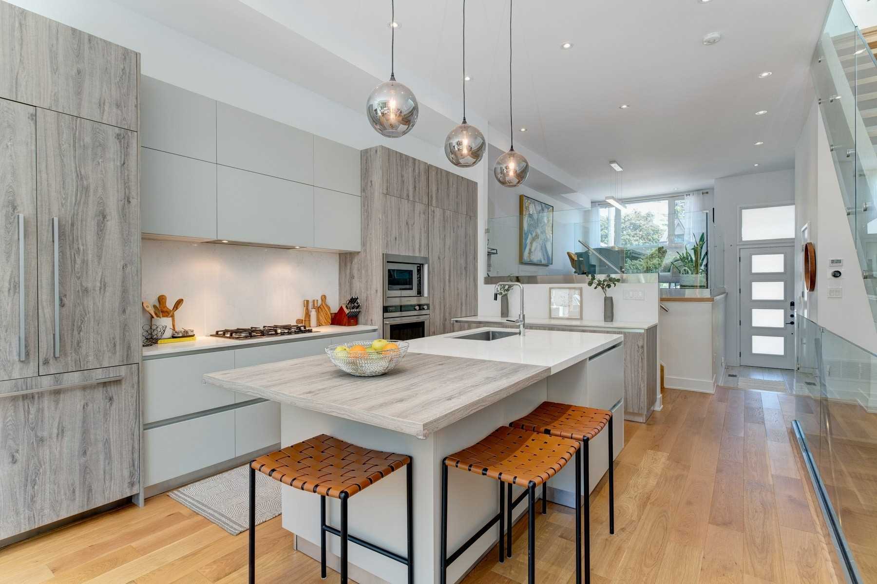 19A Linton Avenue Turnkey Executive Home DeClute Real Estate