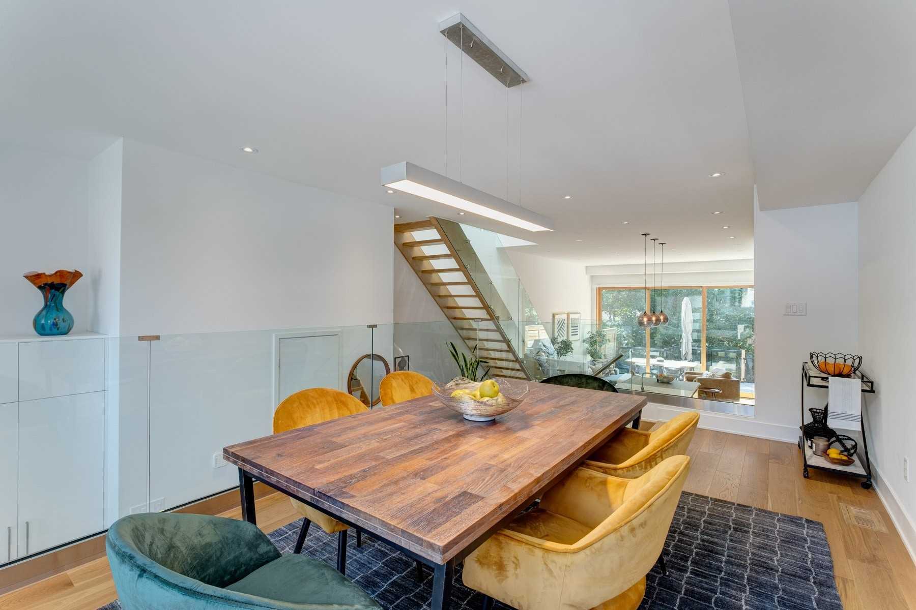 19A Linton Avenue Turnkey Executive Home DeClute Real Estate