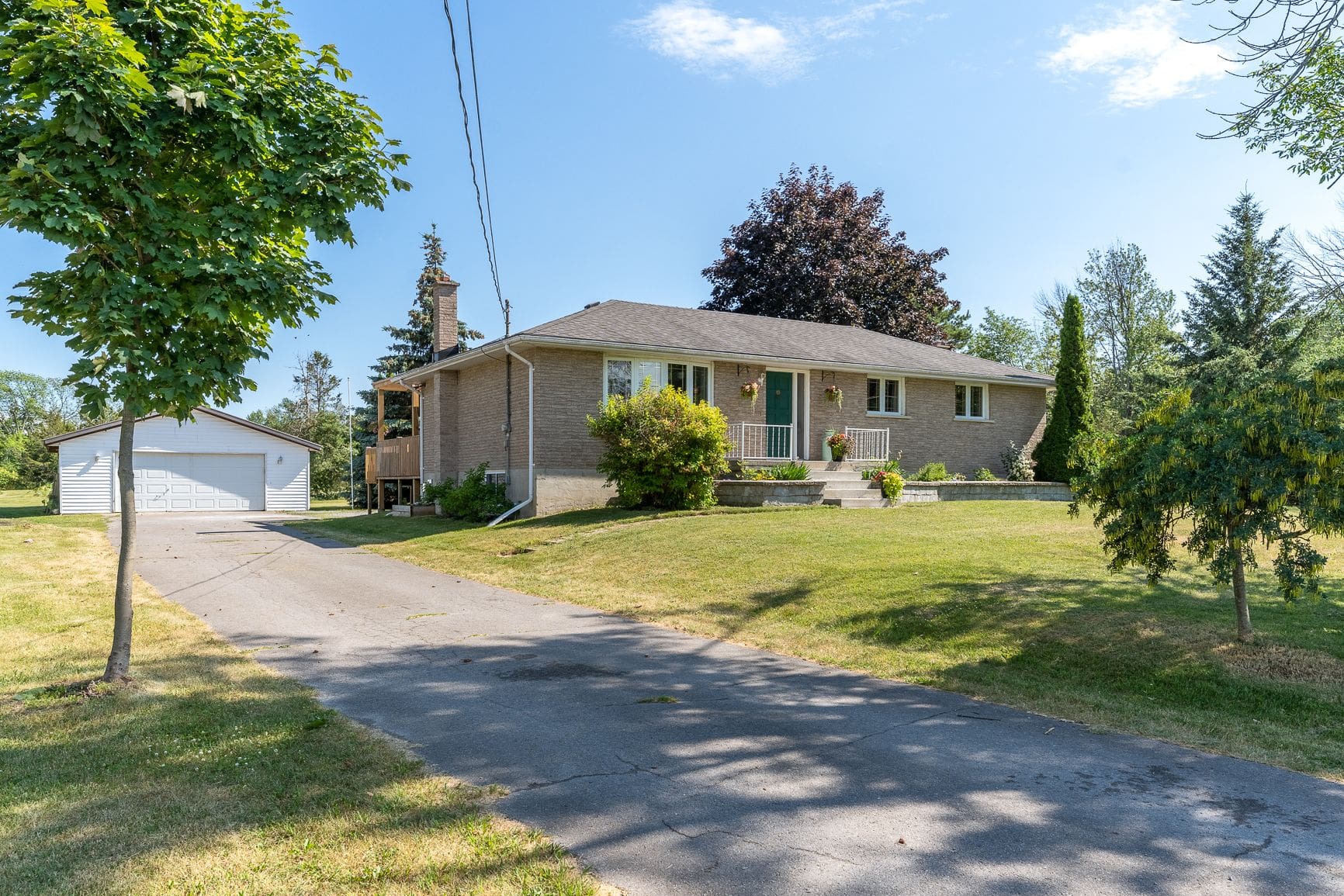 1101 County Road 19, Ameliasburg, Ontario, K0K 1T0 DeClute Real Estate