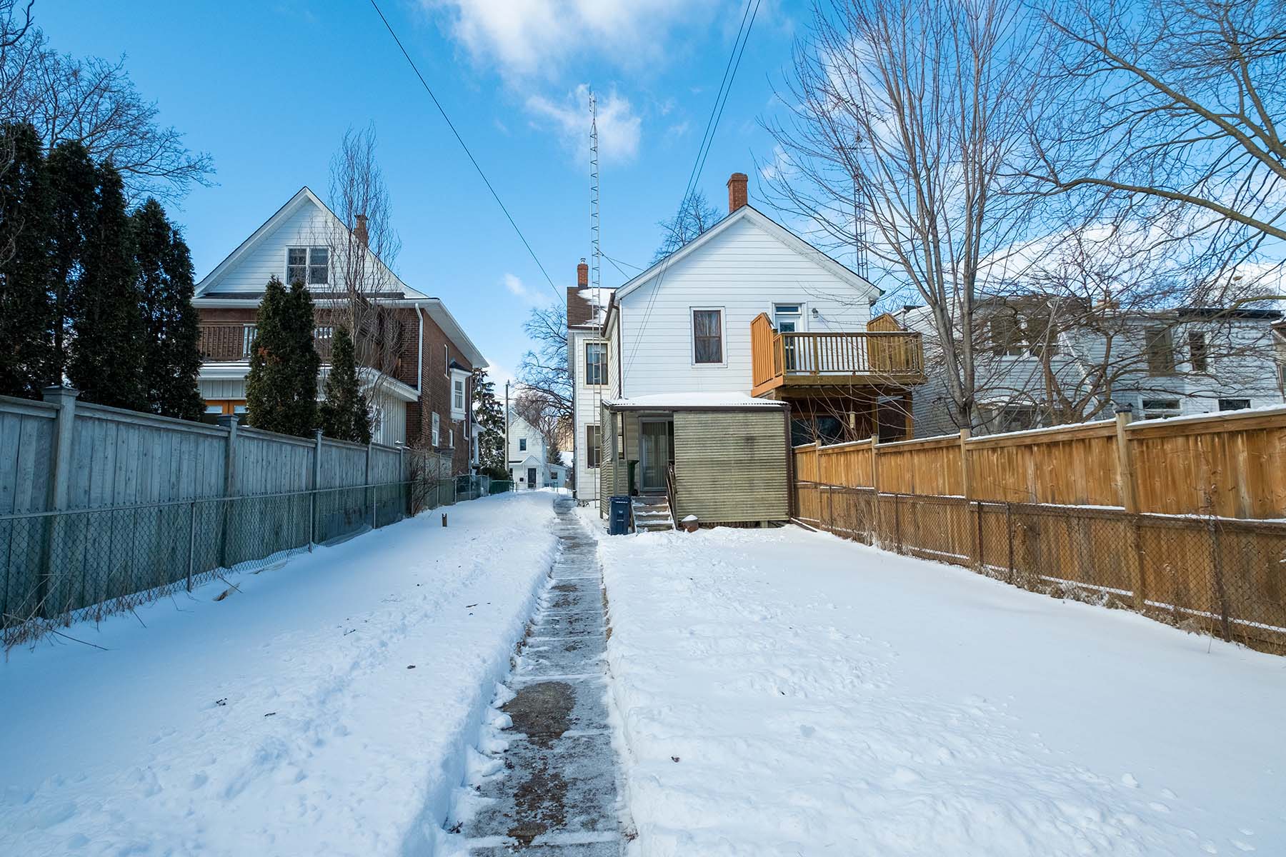 5 Kimberley Avenue DeClute Real Estate