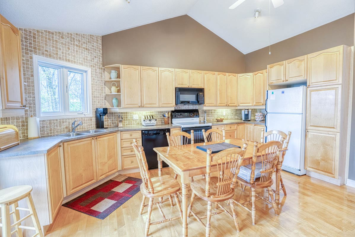 1,100,000, Bobs Lake, 195 Riders Lane, Tichborne, ON DeClute Real Estate