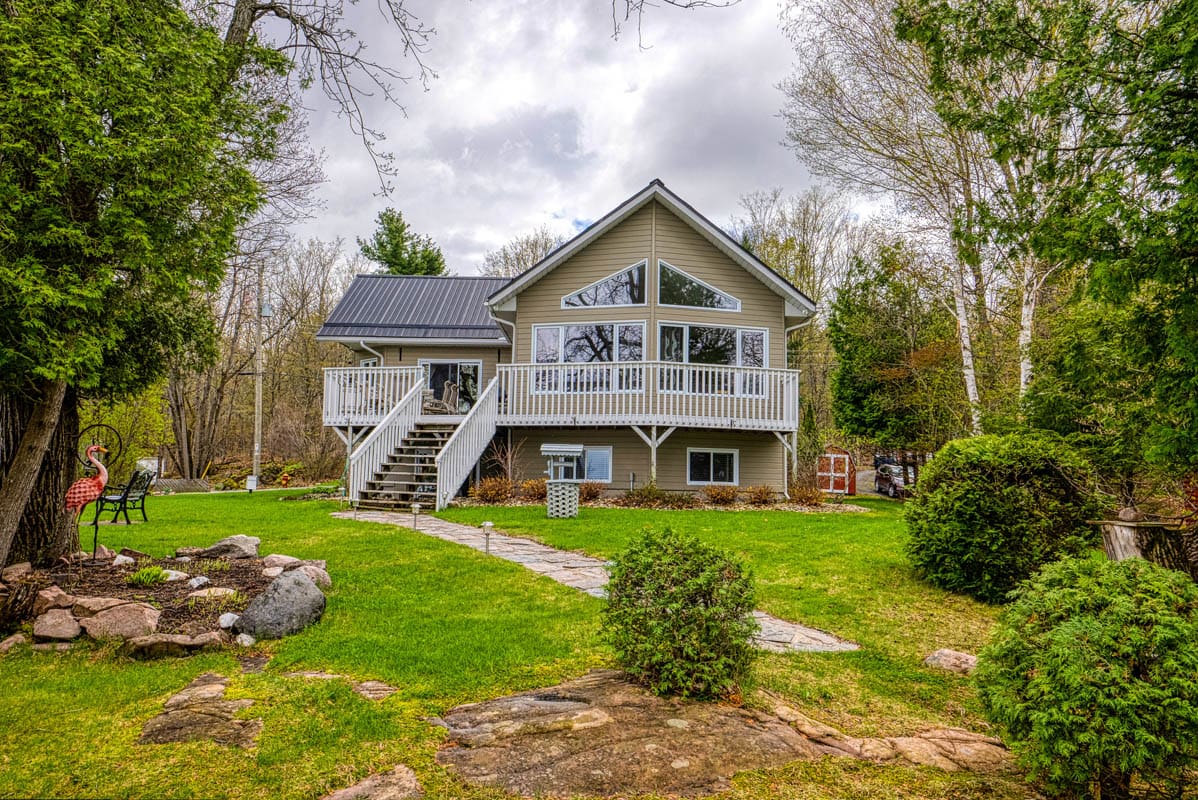 1,100,000, Bobs Lake, 195 Riders Lane, Tichborne, ON DeClute Real Estate