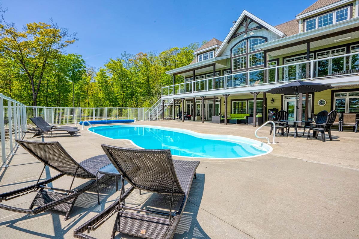 2,190,000, Bobs Lake, 855 Crow Lake Road, Maberly DeClute Real Estate