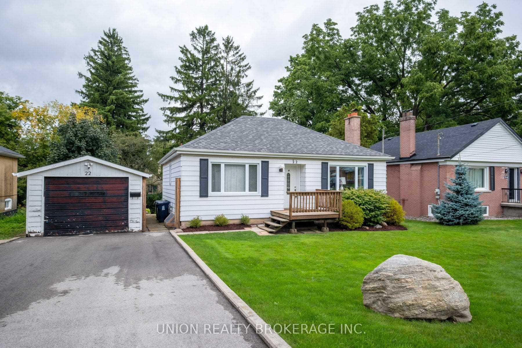 22 Martindale Road DeClute Real Estate