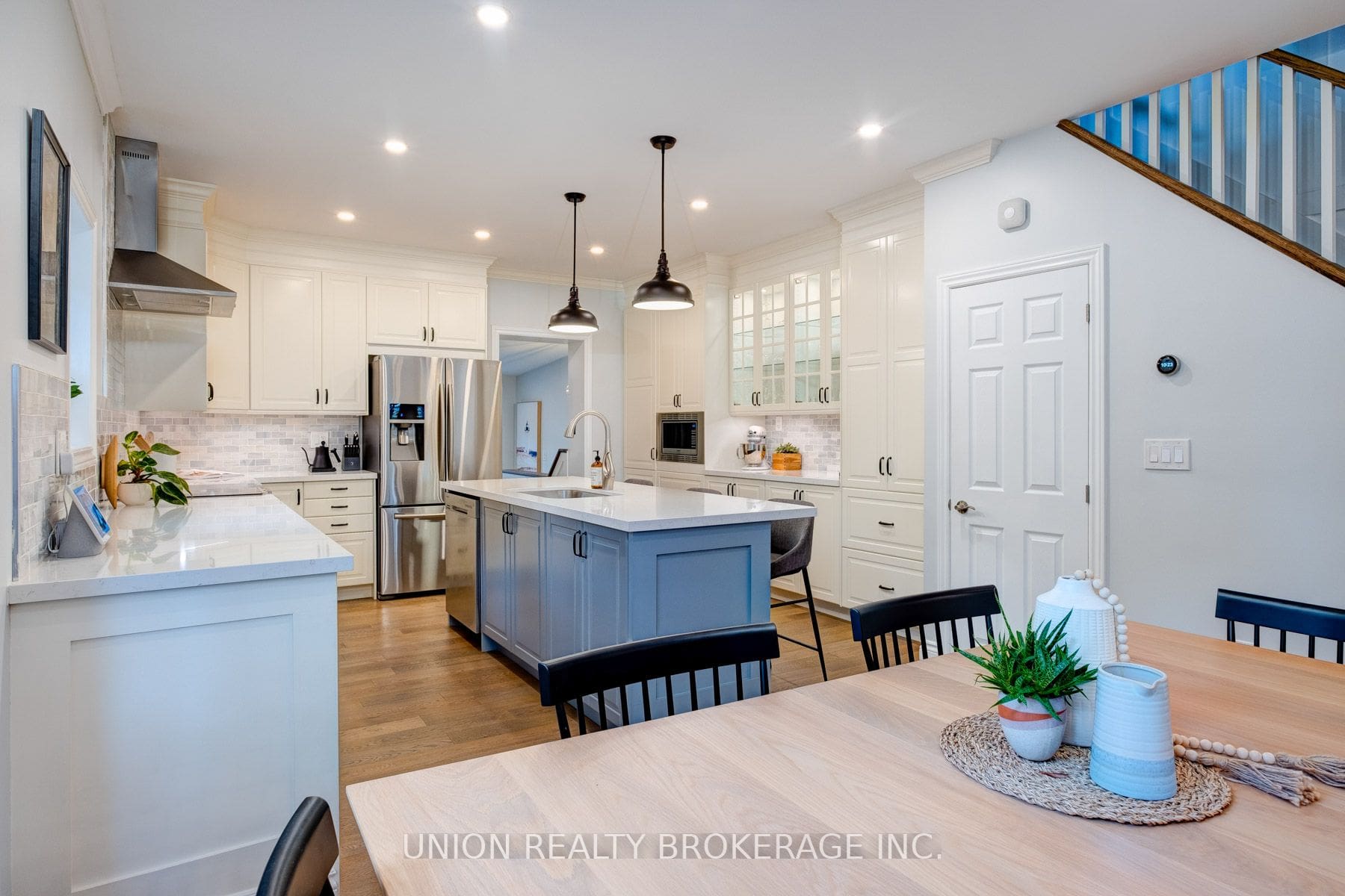 1 Neepawa Avenue DeClute Real Estate