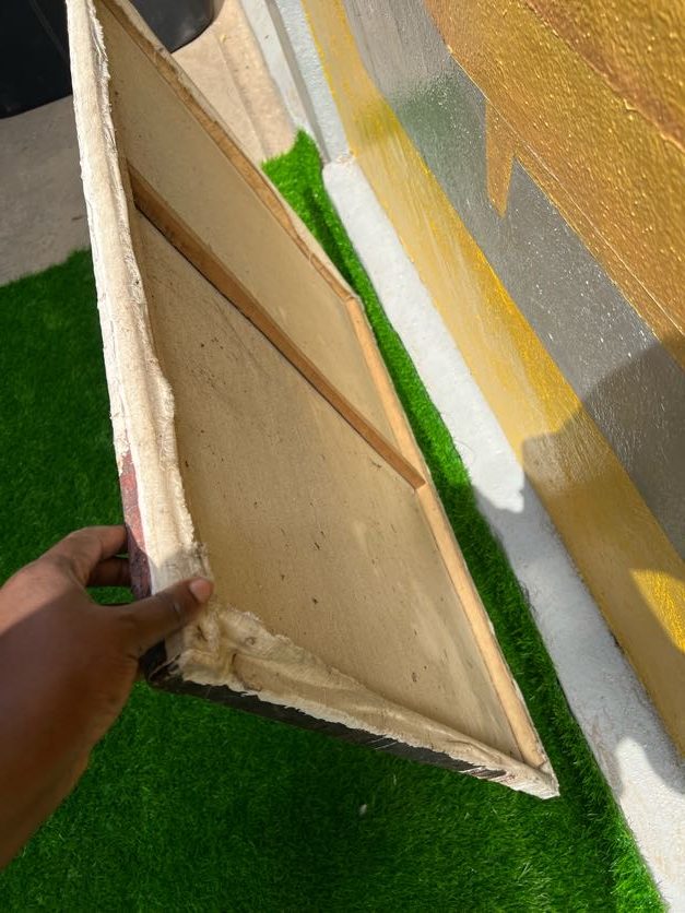 NEATLY USED WALL ART Declutter Dot NG