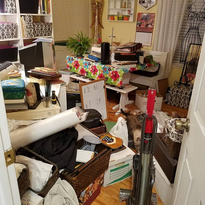 Declutter craft room success thanks to a declutter my home group