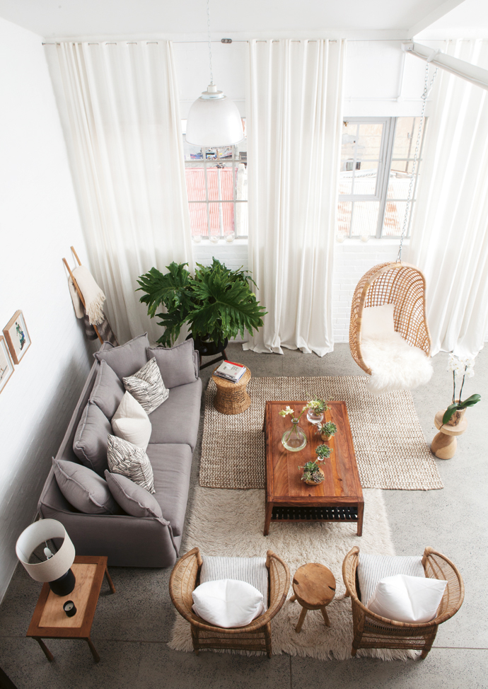 Urban Loft That Combine Country Chic With Contemporary