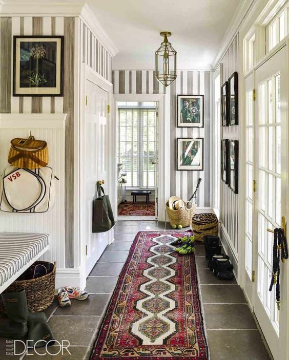 How To Decorate A Small Room With Low Ceilings Decoholic