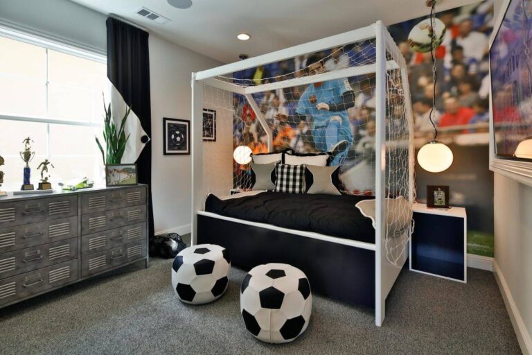 Football beds and ideas decoration of football bedrooms Travellingstory