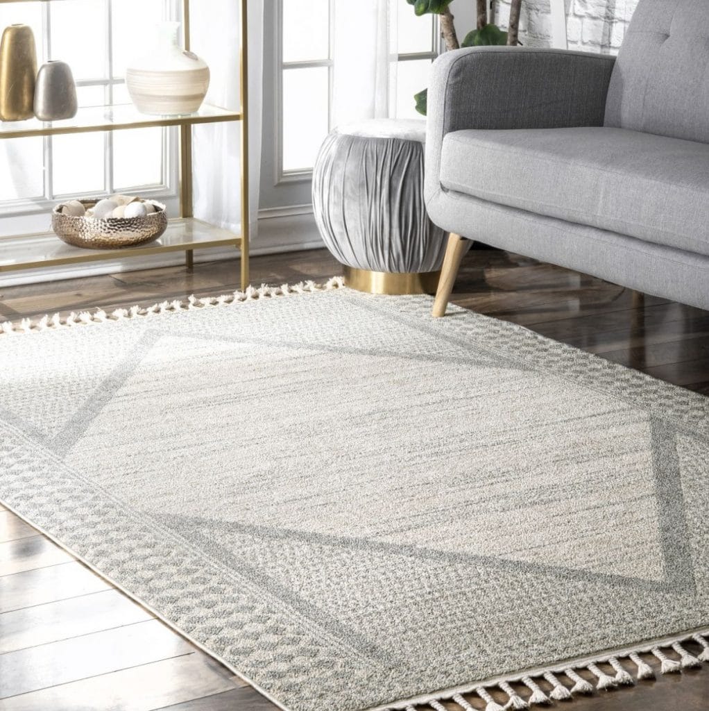 25 Rugs That Go With Grey Couches