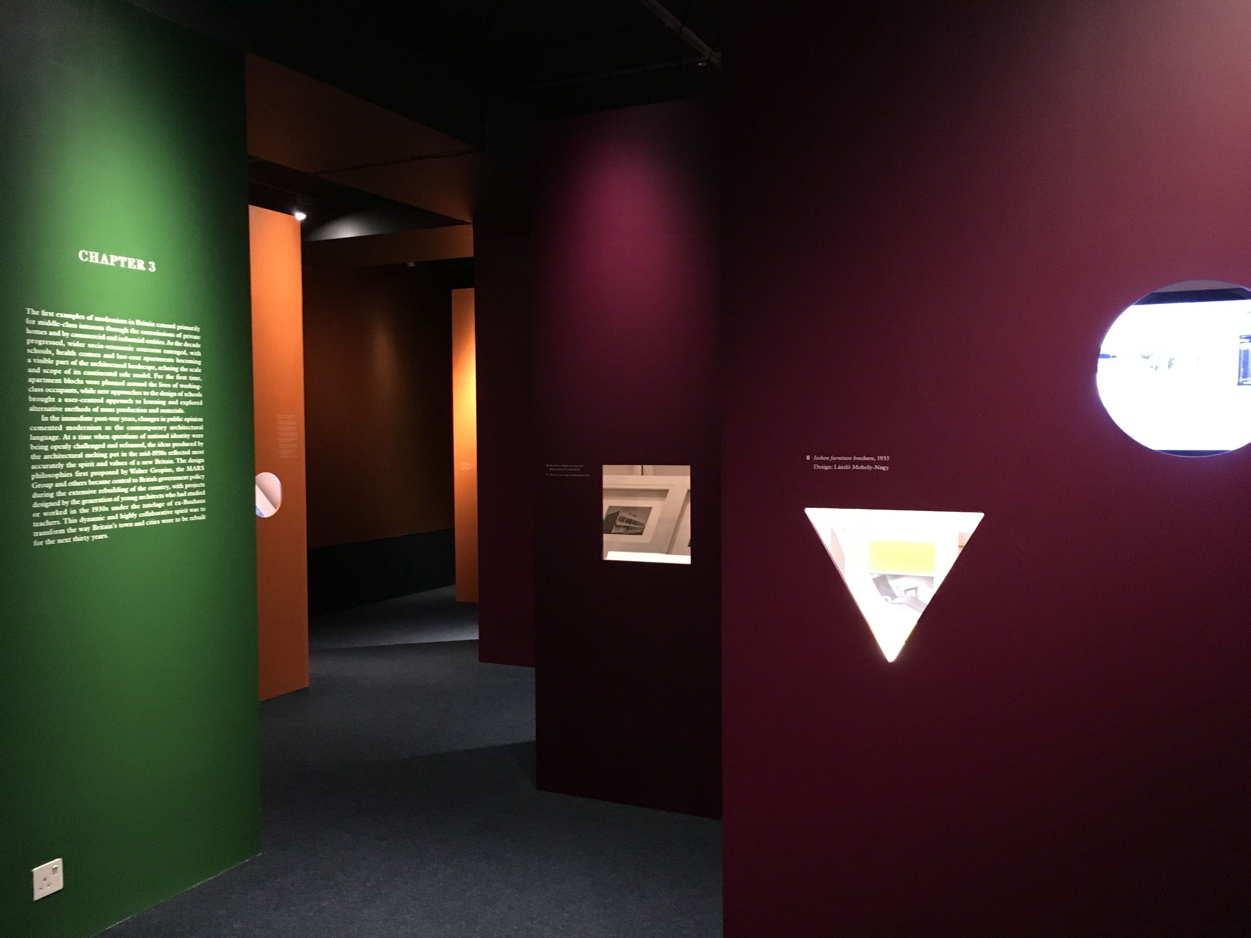 Exhibition Review Beyond Bauhaus Modernism in Britain 1933 66