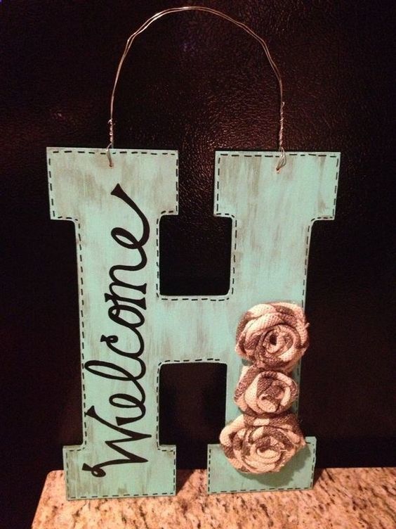 30+ Beautiful Front Door Monogram Decorating Ideas Page 14 of 32