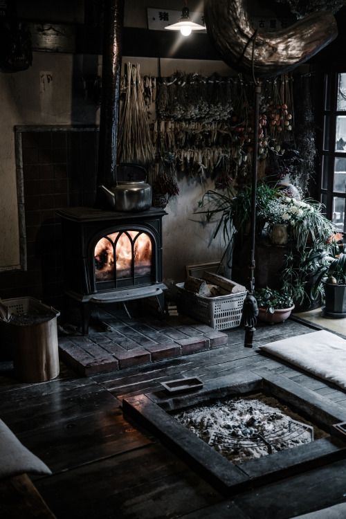 30+ Spooky Halloween Decorating Ideas Indoor, Outdoor, Party