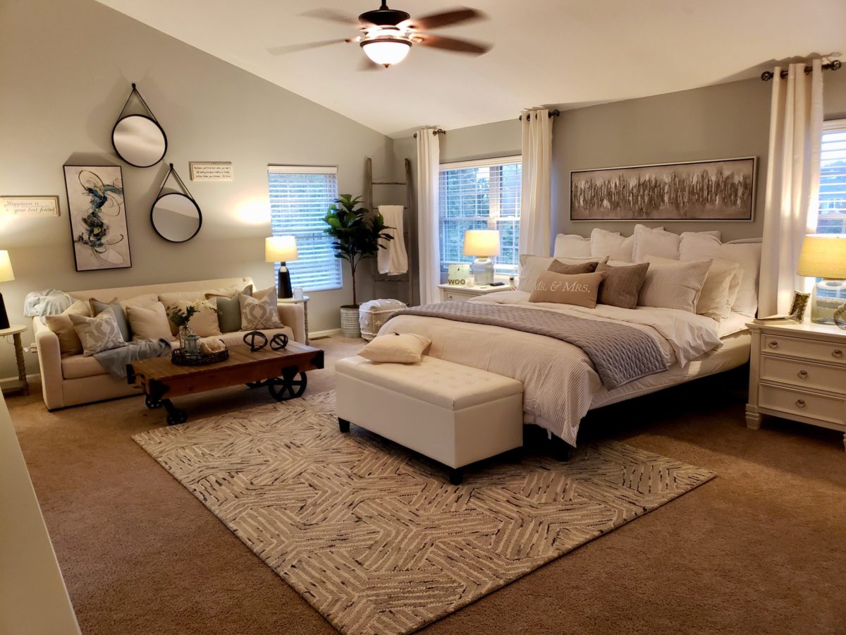 DECORATING WITH GOOD BONES Decor Designs, Inc.