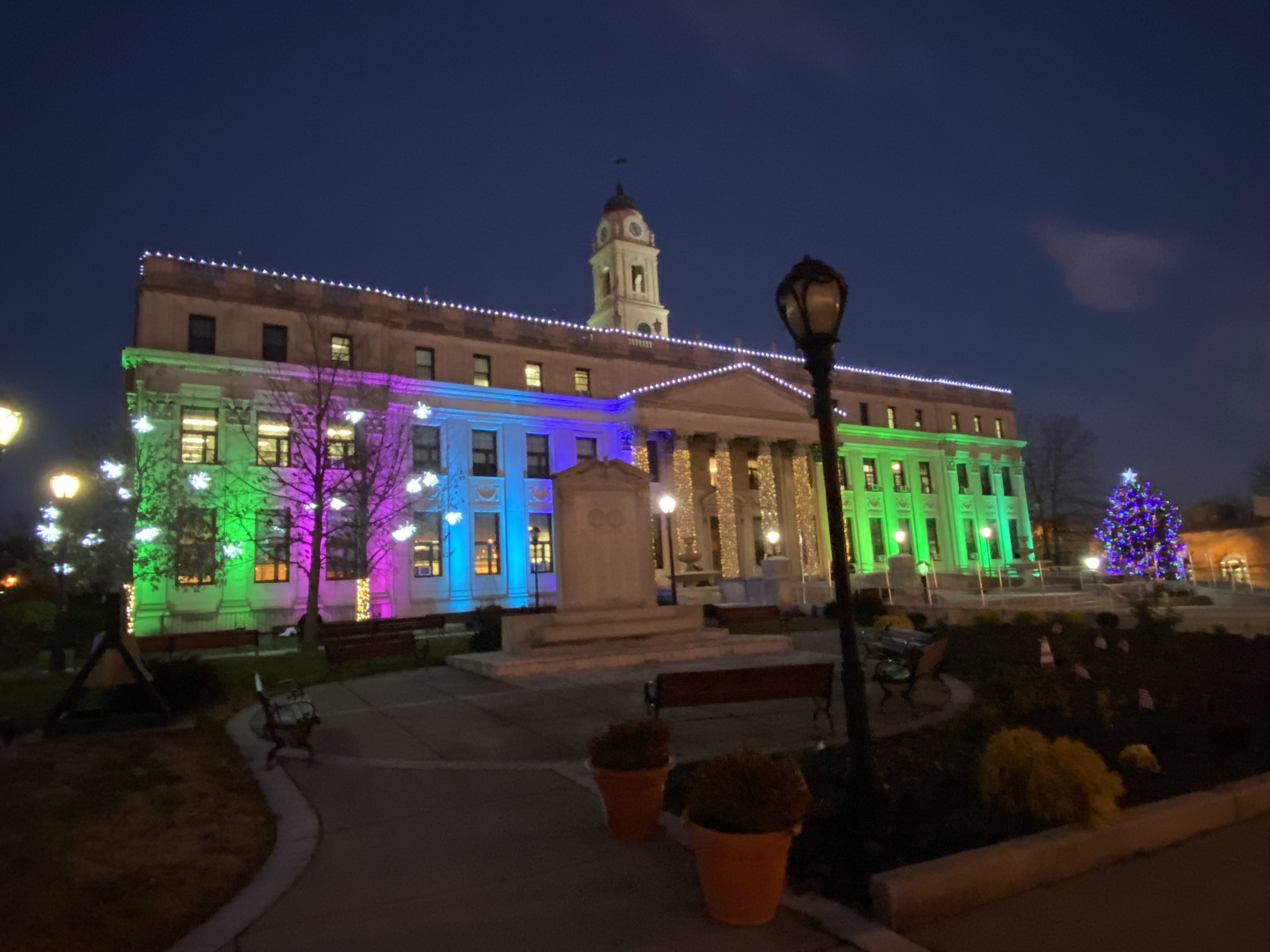 Municipal Christmas Decor of NKY