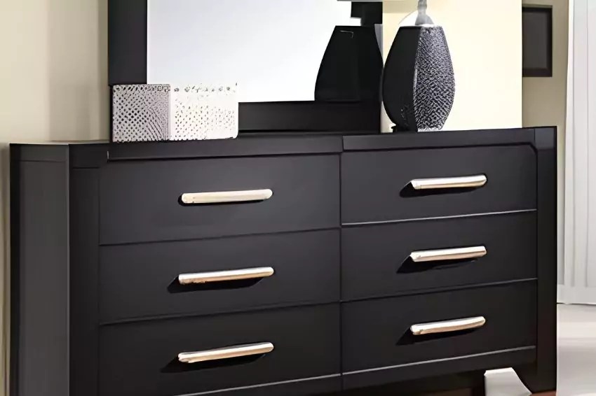 Dresser Vs Armoire (Differences in Daily use)