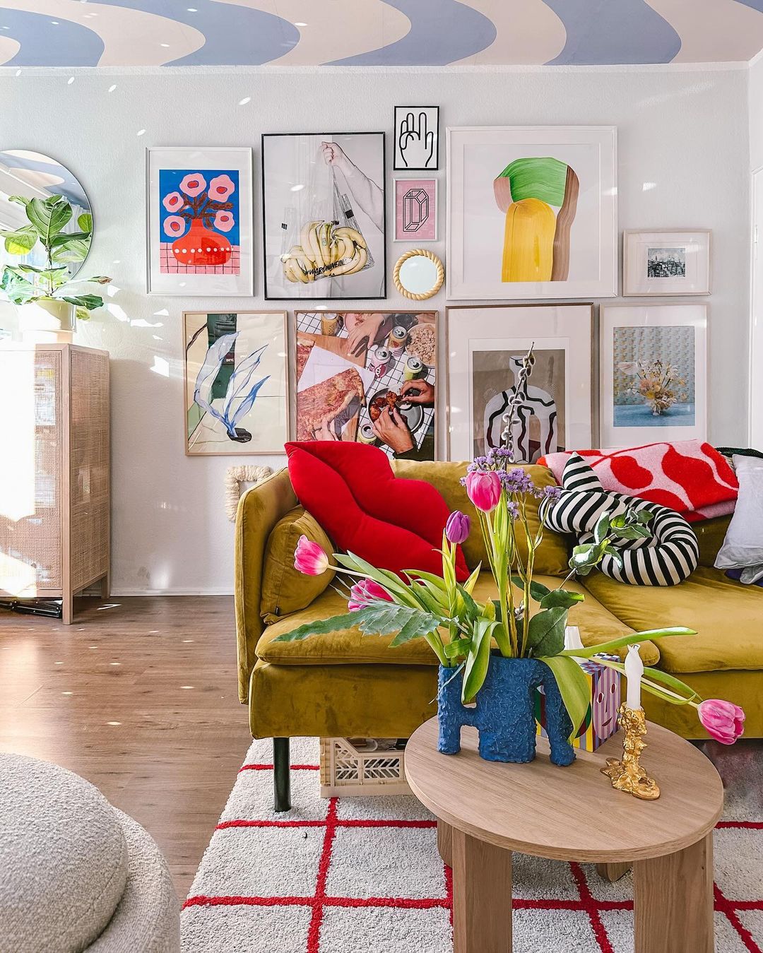 36 Creative Gallery Wall Ideas for a Personal Touch