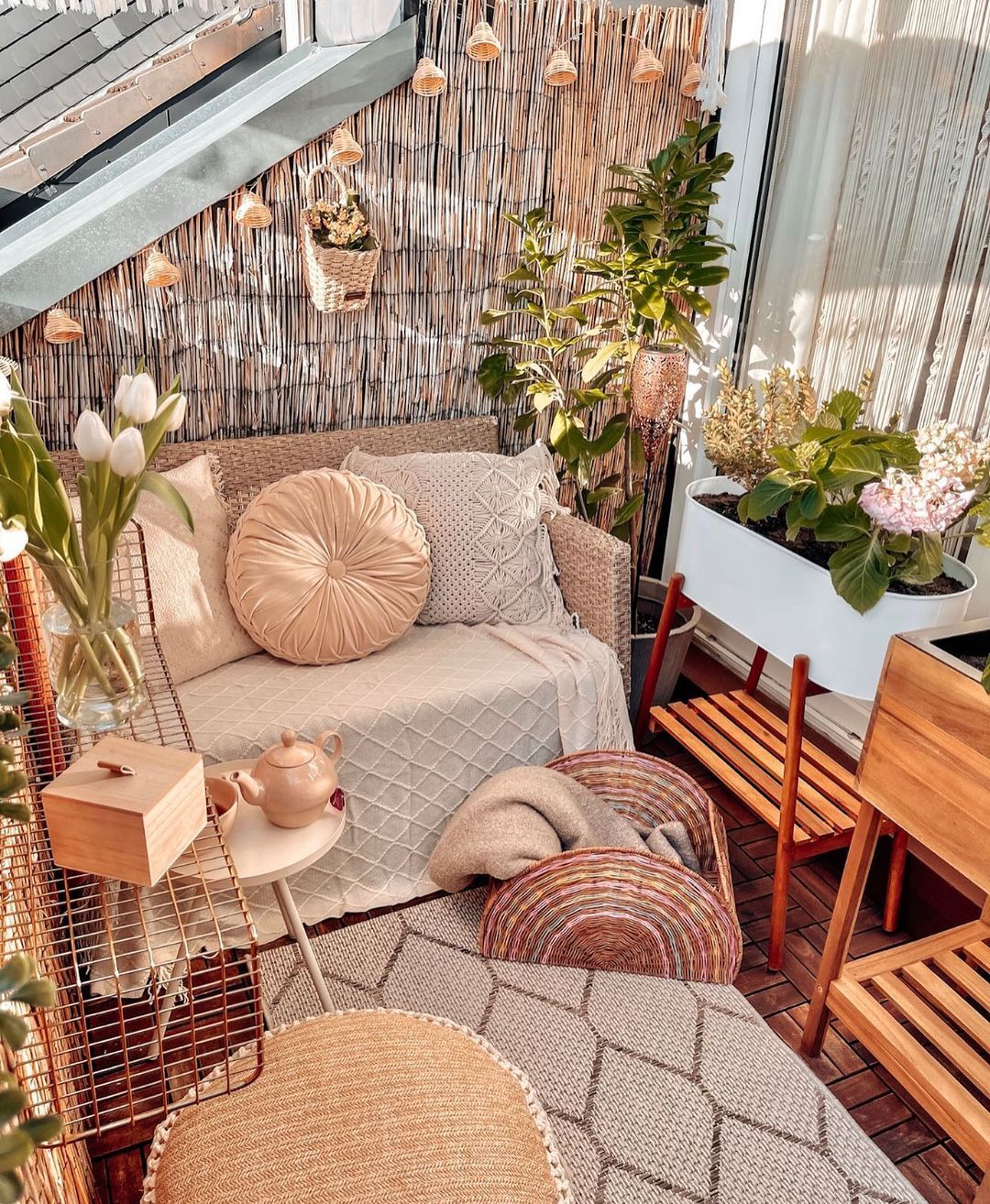 How to Design a Beautiful & Functional Small Patio DecorMatters