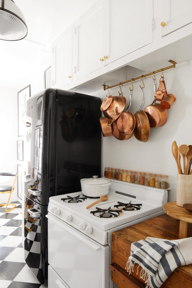 8 Genius Storage Ideas for Pots and Pans When You're Short on