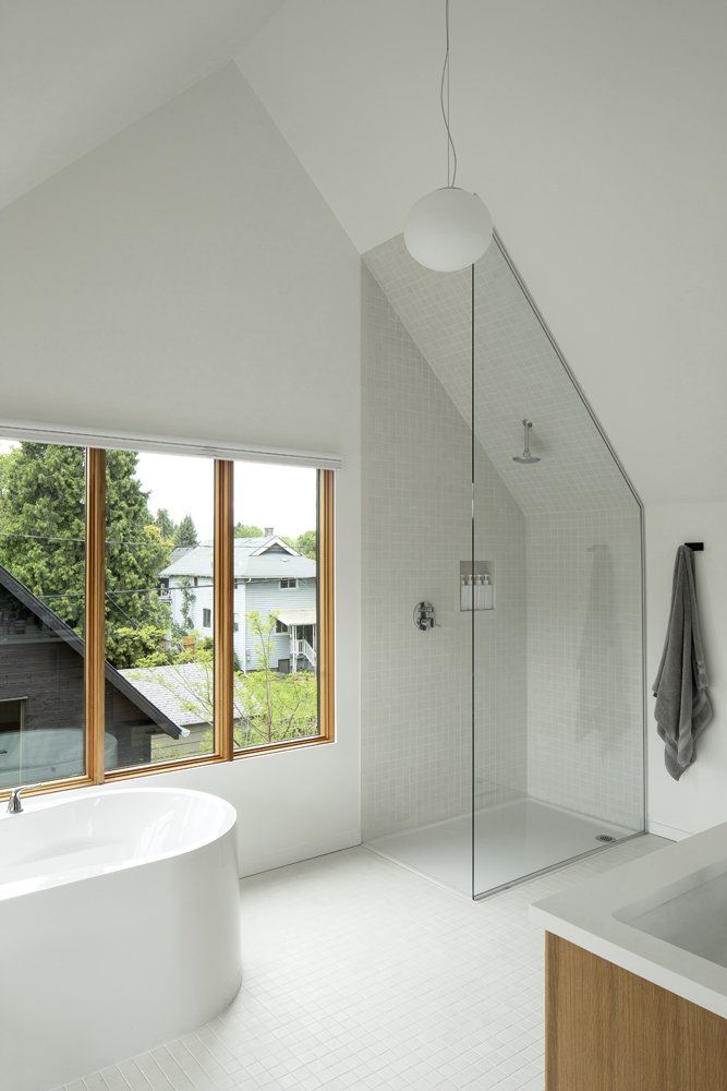 A Tall, Skinny Home Makes the Most of a Narrow Lot in Portland, Oregon