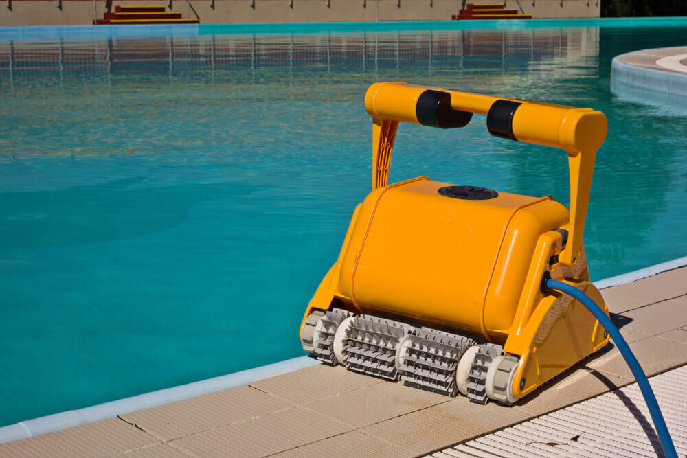 Why Try a Robotic Pool Cleaner? Read Why It's Worth It