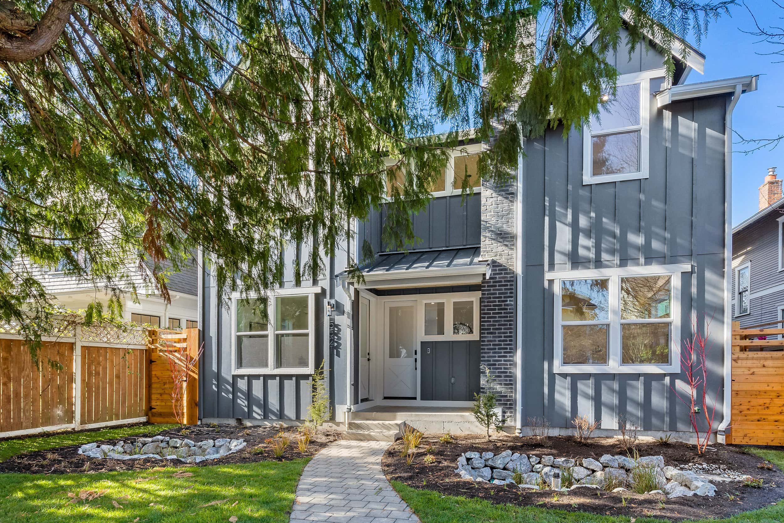 Stunning Modern Craftsman Home in Greenlake, Seattle