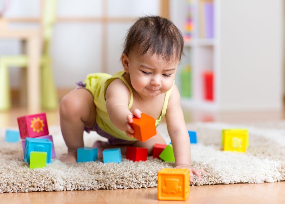 7 Best Sensory Toys for Babies in 2023