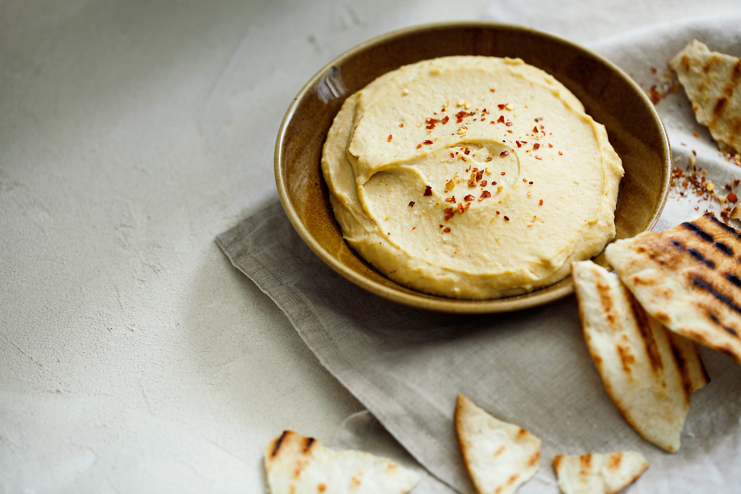 Healthy Fat Free Hummus Recipe without Oil or Tahini in 10 Minutes