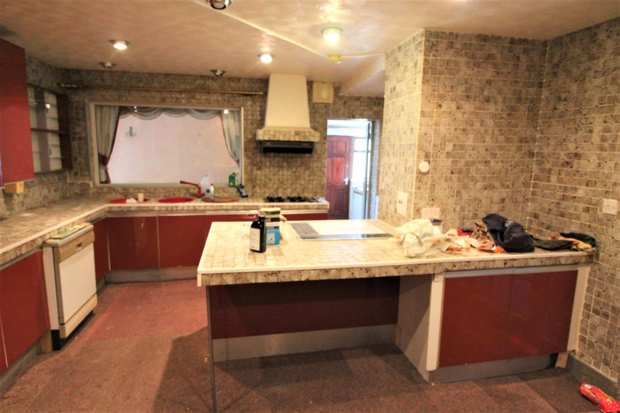 Parkstone Avenue, Hornchurch RM11 3LP Dee Estates