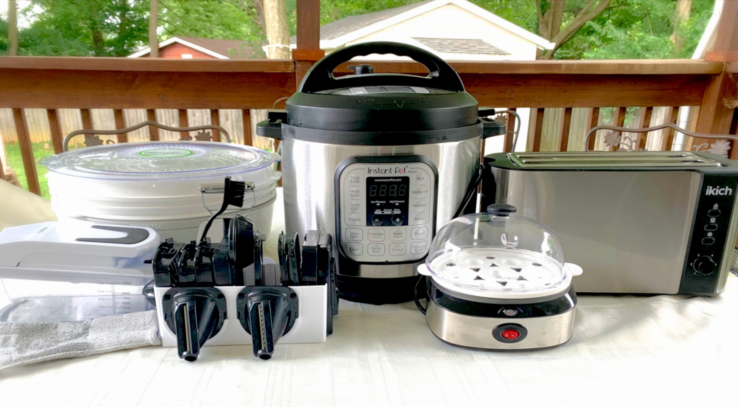 Deerwood + Jones Rustic Decor, Delectables and DIY