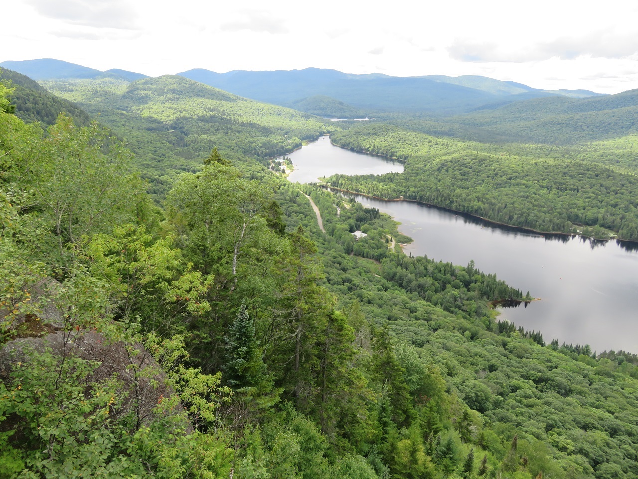 Sentiers La Roche La Coulée La Corniche DėesseArtėmis
