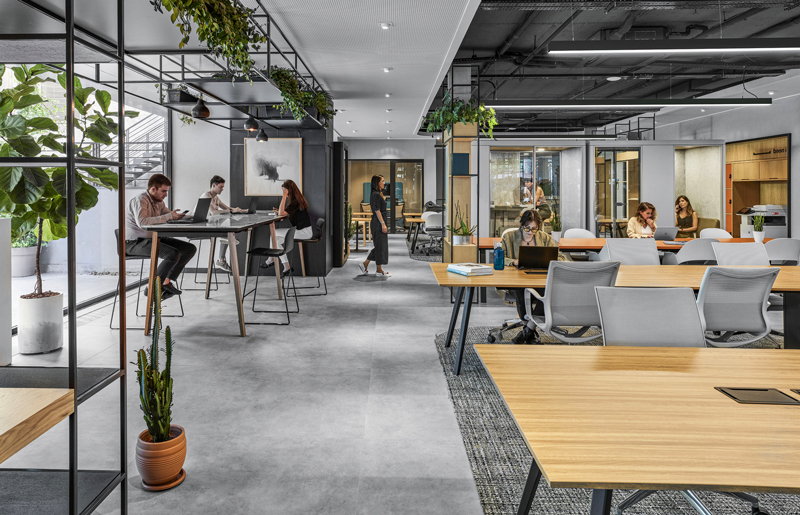 Comment réussir le déploiement du flex office dans vos bureaux? — Deevo