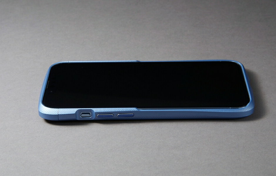 CLEAVE Aluminum Bumper for iPhone 13 Pro Deff Corporation