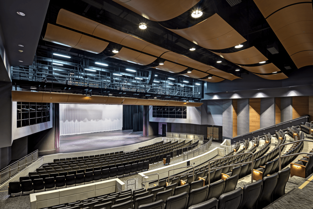 Projects New Design of Performing Arts Theater