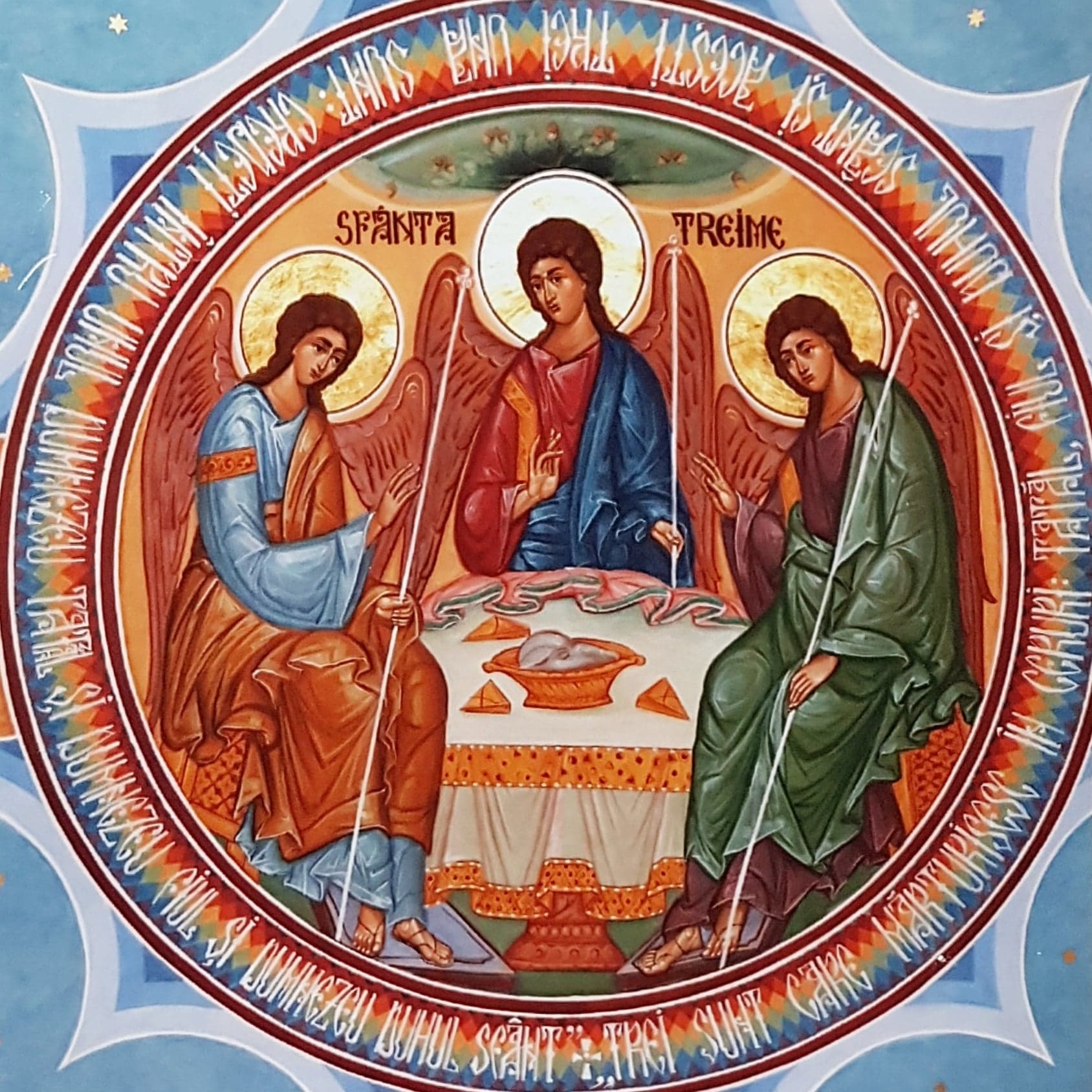 Biserica OrtodoxÄ Sfanta Treime Din Dej In Prag De SÄrbÄtoare Dejulmeu Ro